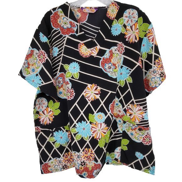 Vintage Scrub Top XL Black Floral Print‎ Polyester Pockets Silky V Neck - Picture 1 of 4